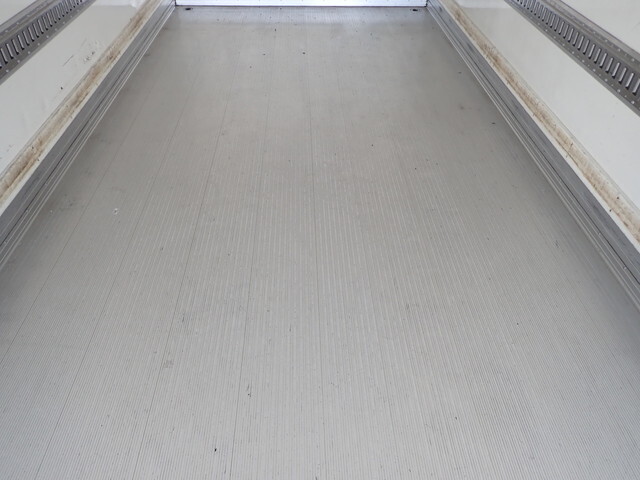 三菱ふそうファイター冷凍車（冷蔵車）中型（4t）[写真18]