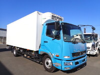 三菱ふそうファイター冷凍車(冷蔵車)中型(4t)