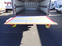 三菱ふそうファイター冷凍車（冷蔵車）中型（4t）[写真10]