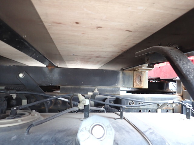 三菱ふそうキャンタークレーン4段小型（2t・3t）[写真32]