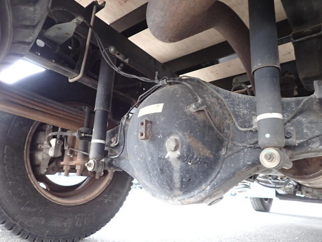 三菱ふそうキャンタークレーン4段小型（2t・3t）[写真34]