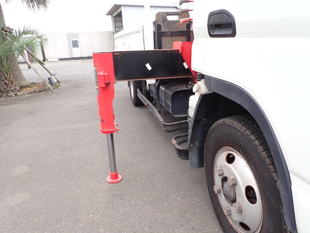 三菱ふそうキャンタークレーン4段小型（2t・3t）[写真37]