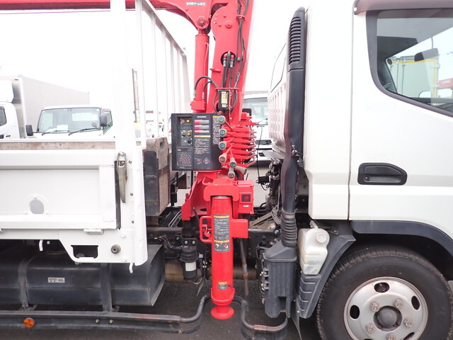 三菱ふそうキャンタークレーン4段小型（2t・3t）[写真08]