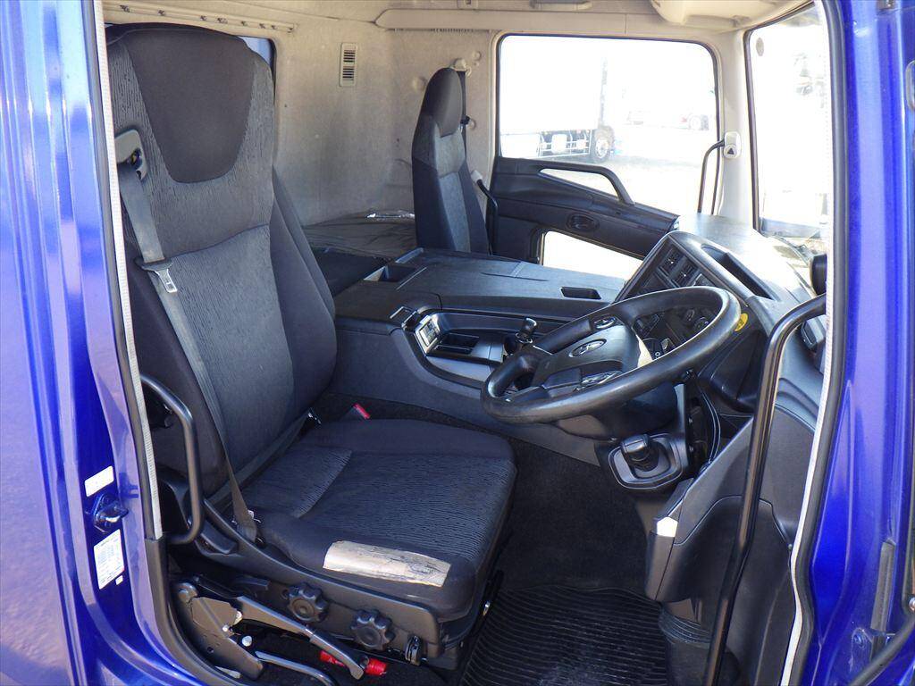 三菱ふそうスーパーグレートチップ運搬車大型（10t）[写真18]