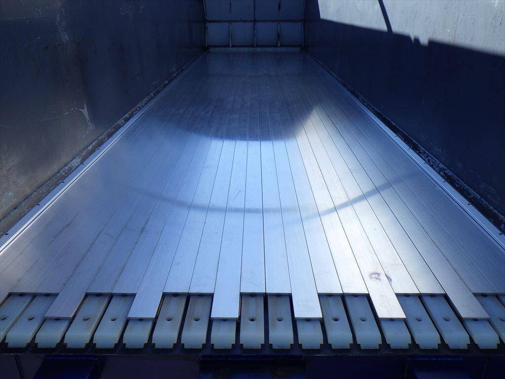 三菱ふそうスーパーグレートチップ運搬車大型（10t）[写真08]