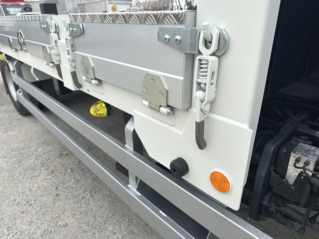 日野レンジャーセルフクレーン3段中型（4t）[写真22]