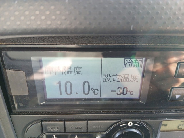 いすゞフォワード冷凍車（冷蔵車）中型（4t）[写真24]