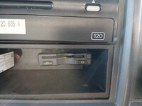 いすゞフォワード冷凍車（冷蔵車）中型（4t）[写真26]