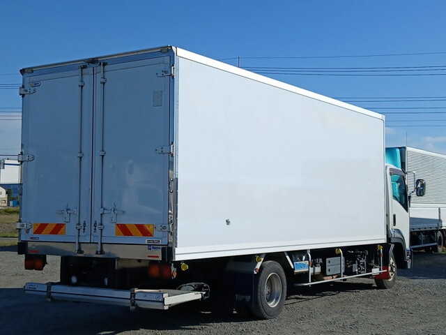 いすゞフォワード冷凍車（冷蔵車）中型（4t）[写真04]