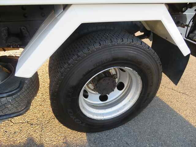 いすゞフォワードダンプ中型（4t）[写真15]