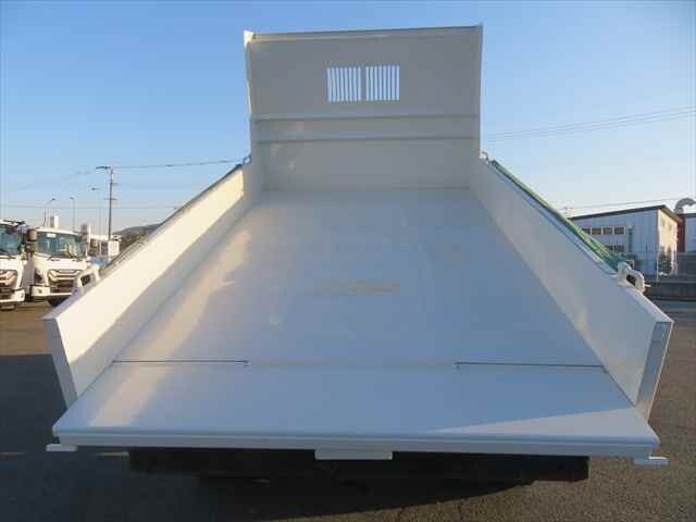 いすゞフォワードダンプ中型（4t）[写真28]