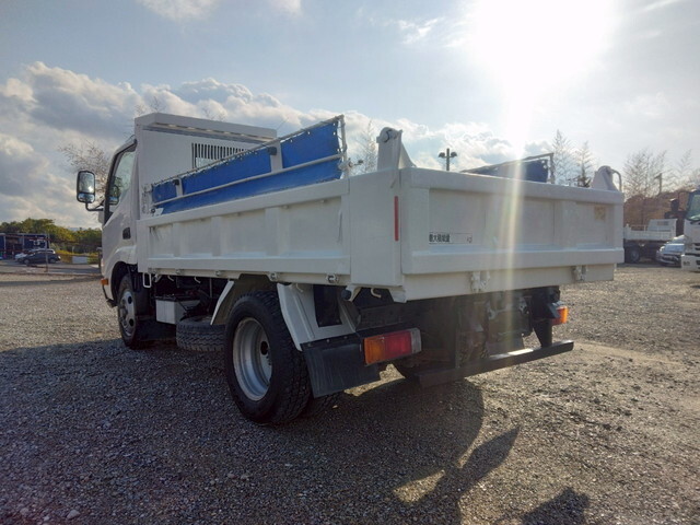 日野デュトロダンプ小型（2t・3t）[写真02]