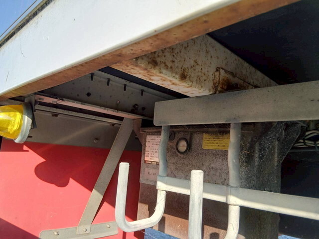 UDトラックスその他の車種アルミウイング大型（10t）[写真16]