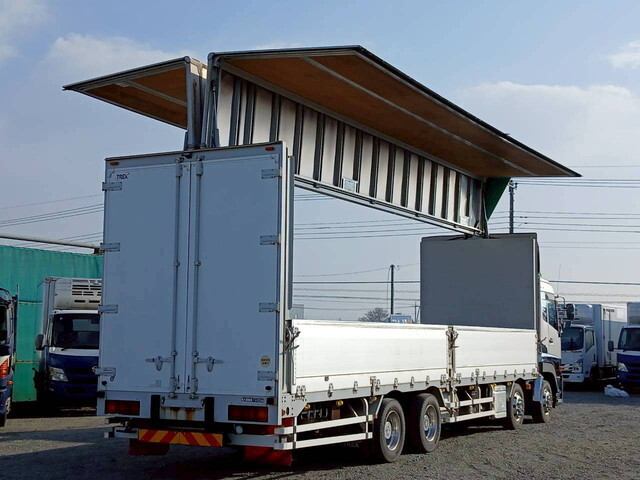 UDトラックスその他の車種アルミウイング大型（10t）[写真02]