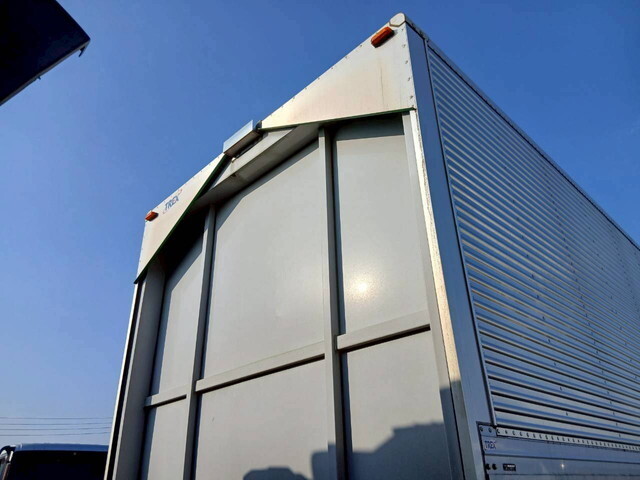 UDトラックスその他の車種アルミウイング大型（10t）[写真21]