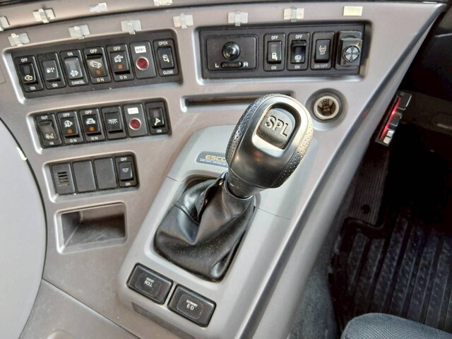 UDトラックスその他の車種アルミウイング大型（10t）[写真27]