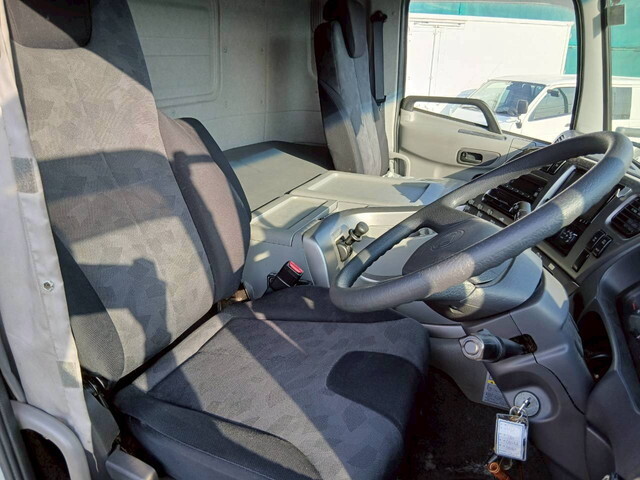 UDトラックスその他の車種アルミウイング大型（10t）[写真32]