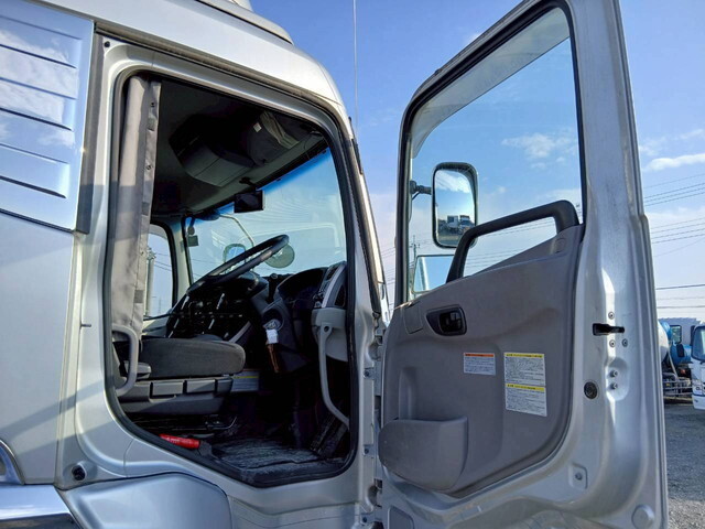 UDトラックスその他の車種アルミウイング大型（10t）[写真33]