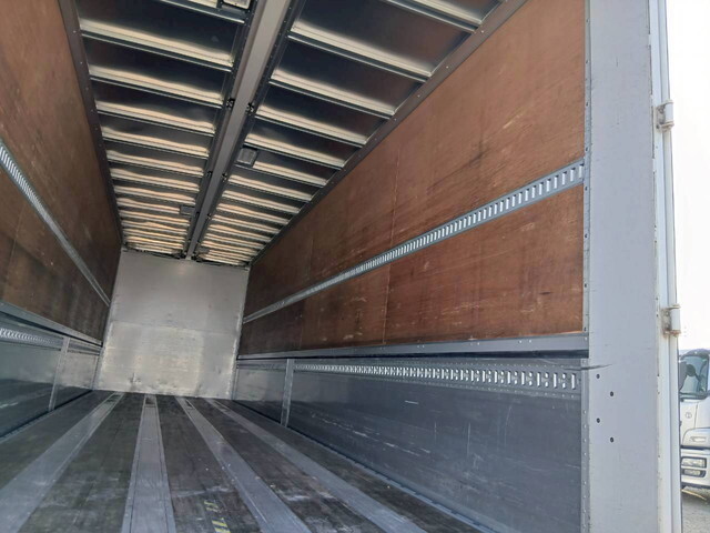 UDトラックスその他の車種アルミウイング大型（10t）[写真37]