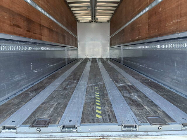 UDトラックスその他の車種アルミウイング大型（10t）[写真38]