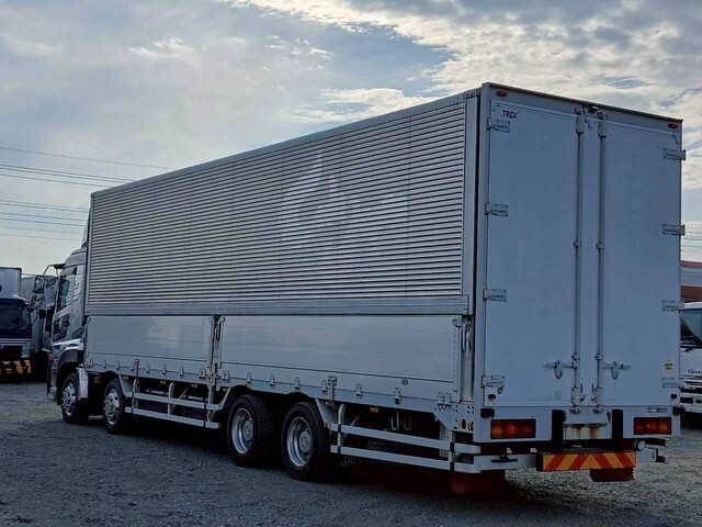 UDトラックスその他の車種アルミウイング大型（10t）[写真04]
