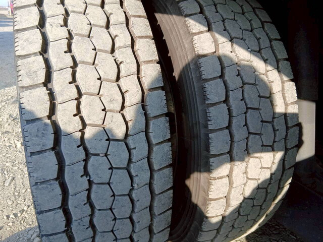 UDトラックスその他の車種アルミウイング大型（10t）[写真09]