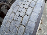 いすゞギガバルク車（粉粒体運搬車）大型（10t）[写真15]