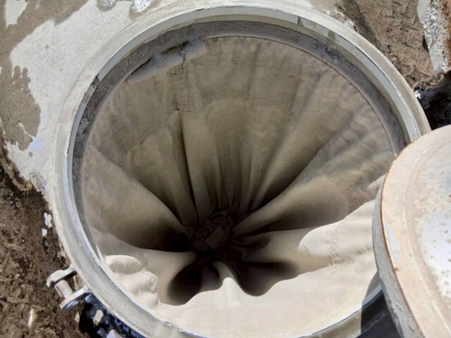 いすゞギガバルク車（粉粒体運搬車）大型（10t）[写真25]