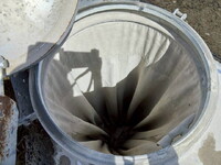 いすゞギガバルク車（粉粒体運搬車）大型（10t）[写真27]