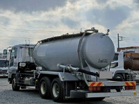 いすゞギガバルク車（粉粒体運搬車）大型（10t）[写真02]