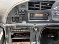 いすゞギガバルク車（粉粒体運搬車）大型（10t）[写真37]