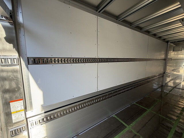 日野レンジャーアルミウイング増トン（6t・8t）[写真12]