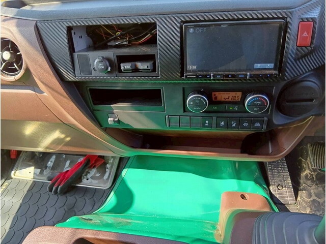 日野レンジャーアルミウイング増トン（6t・8t）[写真18]