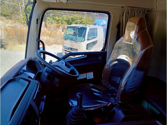 日野レンジャーアルミウイング増トン（6t・8t）[写真25]