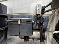 いすゞギガバルク車（粉粒体運搬車）大型（10t）[写真17]