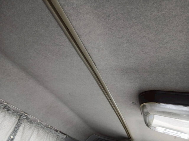 いすゞギガバルク車（粉粒体運搬車）大型（10t）[写真31]