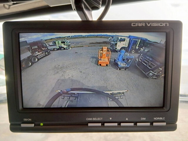 いすゞギガバルク車（粉粒体運搬車）大型（10t）[写真33]