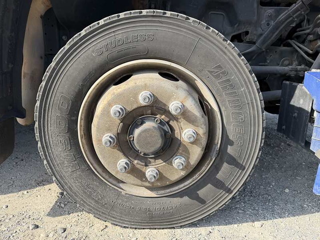 日野プロフィアアルミウイング大型（10t）[写真18]