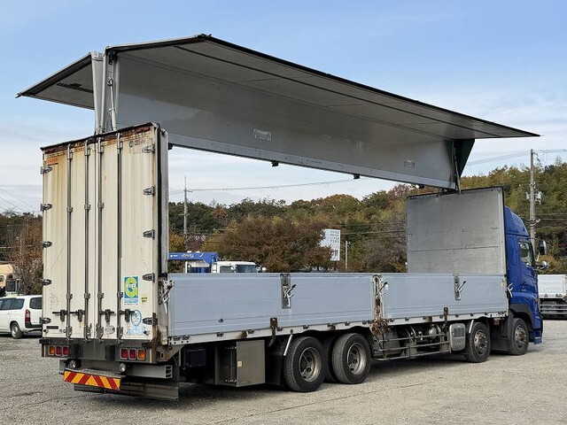 日野プロフィアアルミウイング大型（10t）[写真02]