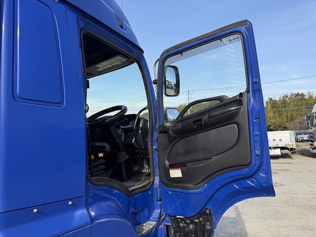 日野プロフィアアルミウイング大型（10t）[写真28]