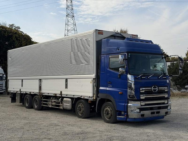 日野プロフィアアルミウイング大型（10t）[写真03]