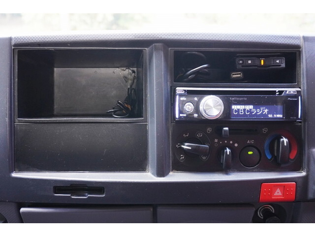 いすゞエルフダンプ小型（2t・3t）[写真37]