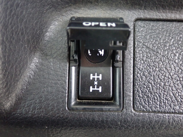 日野レンジャーダンプ中型（4t）[写真40]