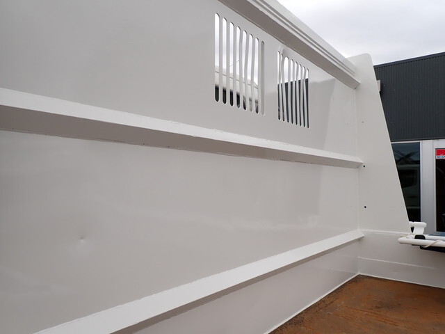 日野レンジャーダンプ中型（4t）[写真07]