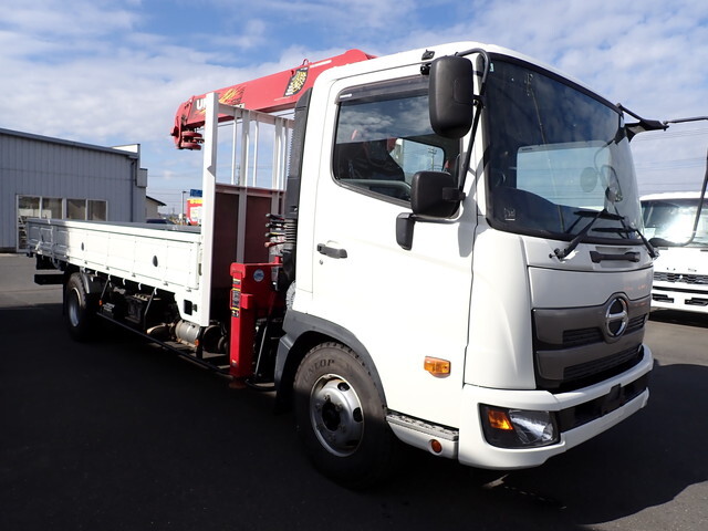 日野レンジャークレーン4段中型（4t）[写真01]