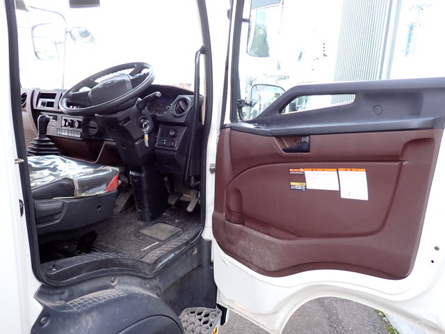 日野レンジャークレーン4段中型（4t）[写真26]