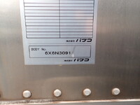 三菱ふそうキャンターアルミバン小型（2t・3t）[写真24]