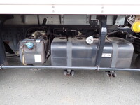 三菱ふそうキャンターアルミバン小型（2t・3t）[写真25]