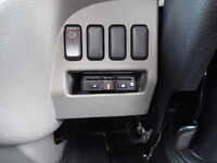 三菱ふそうキャンターアルミバン小型（2t・3t）[写真40]