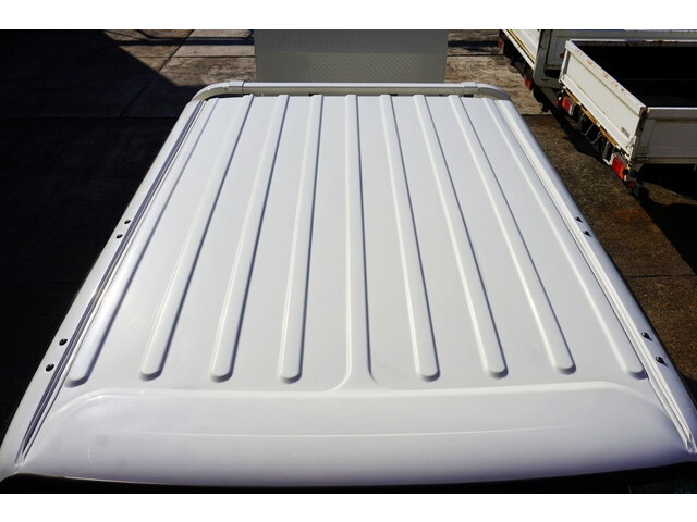 日野デュトロダブルキャブ（Wキャブ）小型（2t・3t）[写真12]